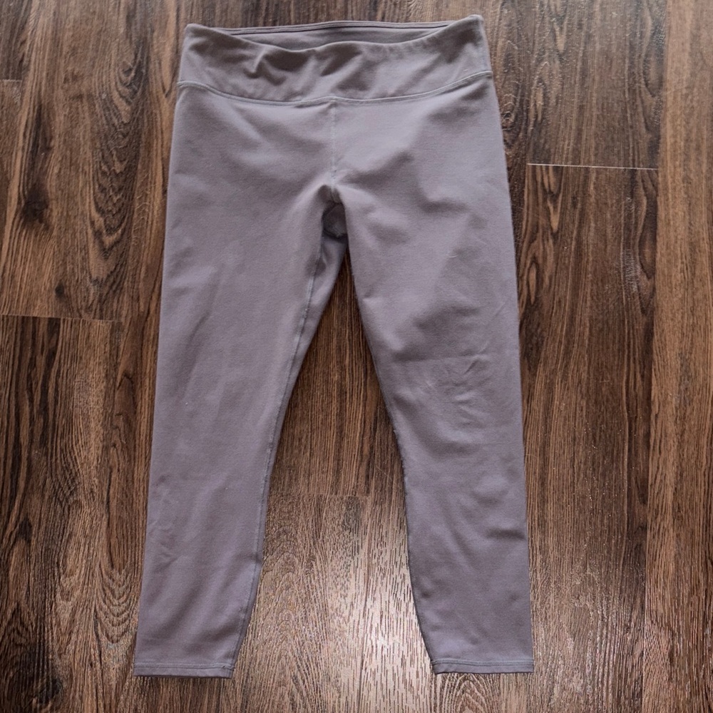 Fabletics Mauve Women’s Leggings